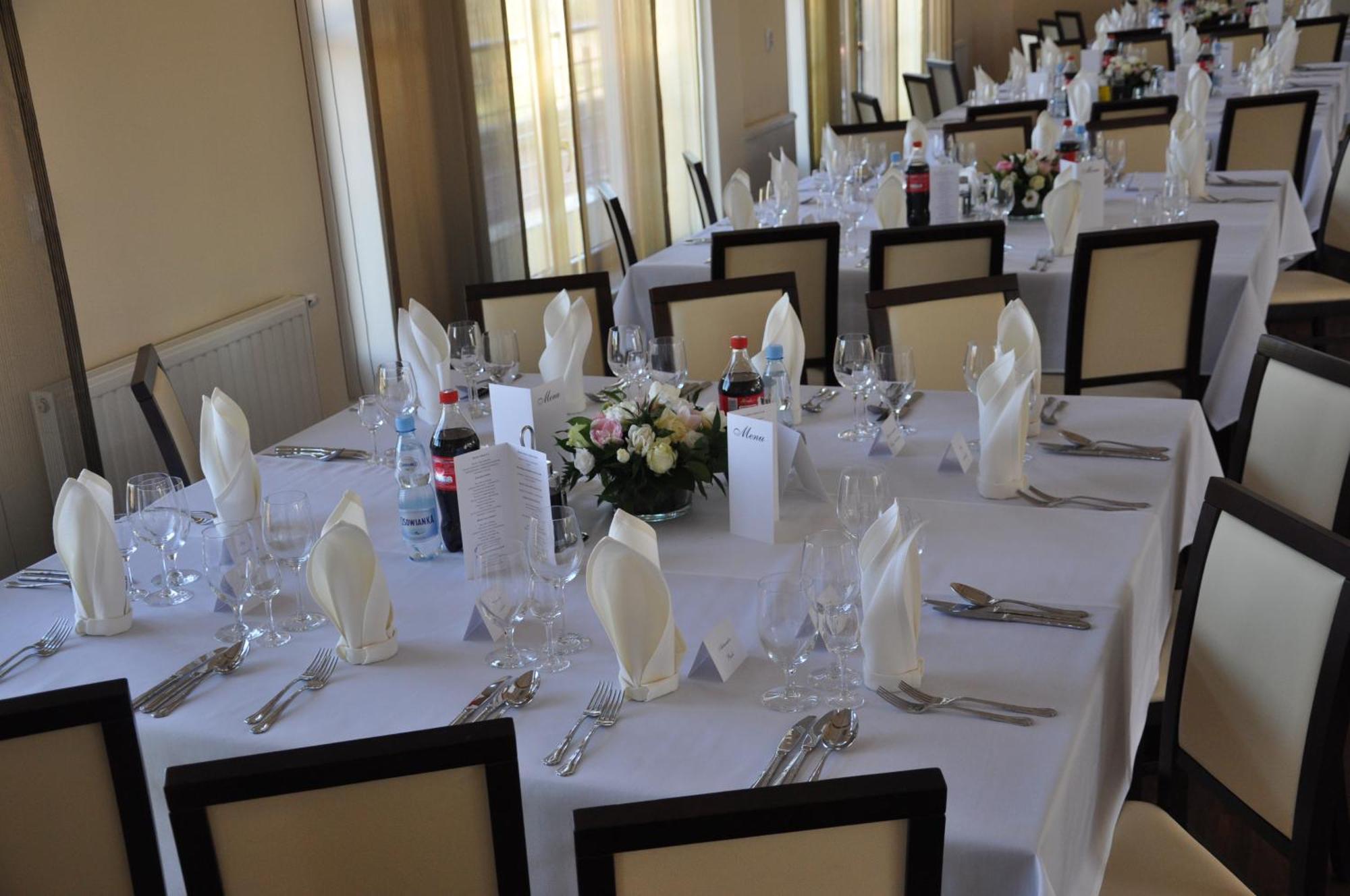 Aviator Hotel&Spa Kielce Esterno foto