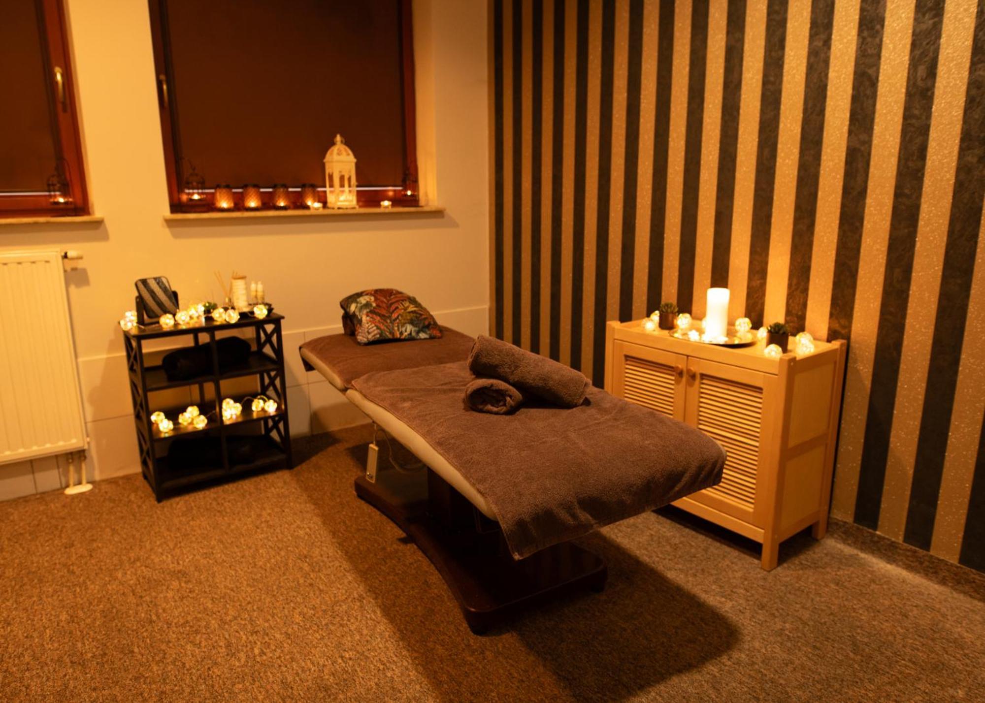 Aviator Hotel&Spa Kielce Esterno foto