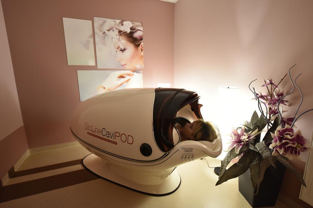 Aviator Hotel&Spa Kielce Esterno foto